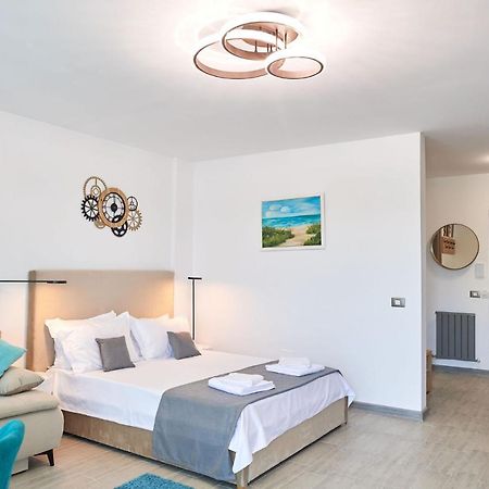 Studio Capri Spa N Pool Beach Resort Năvodari Exteriér fotografie