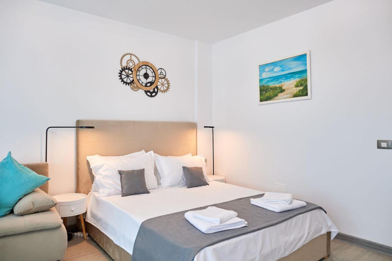 Studio Capri Spa N Pool Beach Resort Năvodari Exteriér fotografie