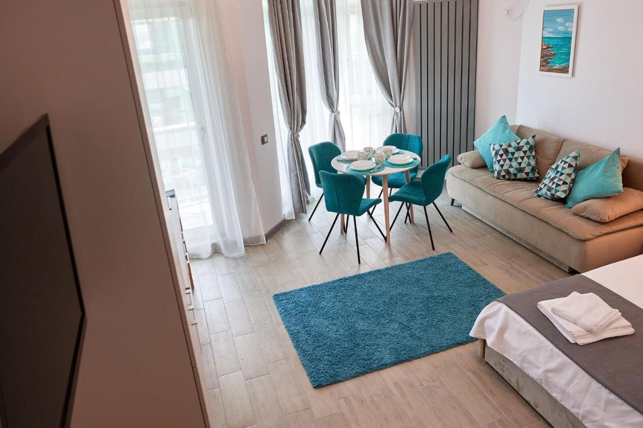 Studio Capri Spa N Pool Beach Resort Năvodari Exteriér fotografie